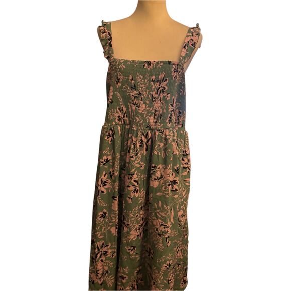 Torrid Green Floral Smocked Midi Dress With Pockets, Plus Size 2X, NWT - Picture 1 of 4